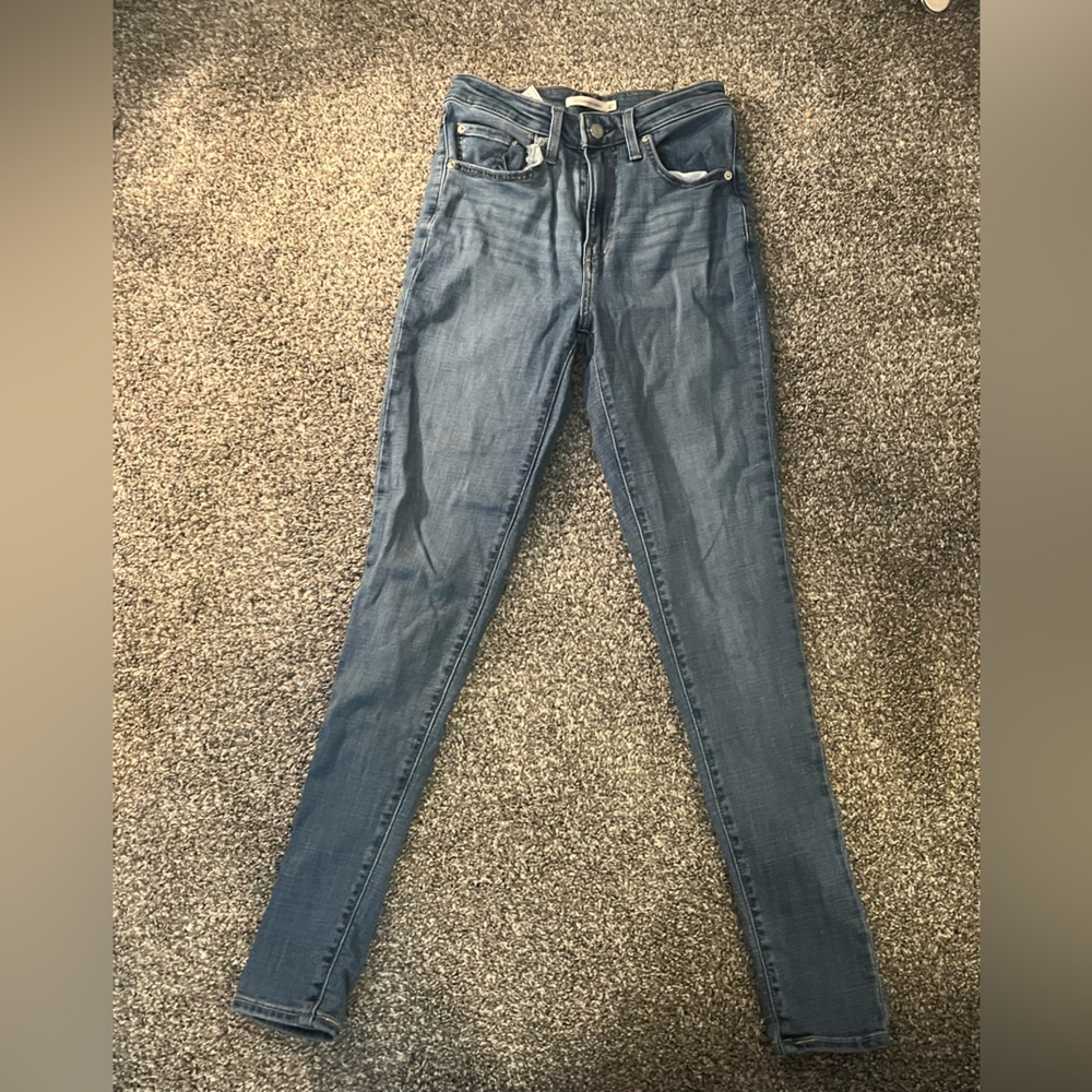 Levi's Women's Skinny Jeans in Blue